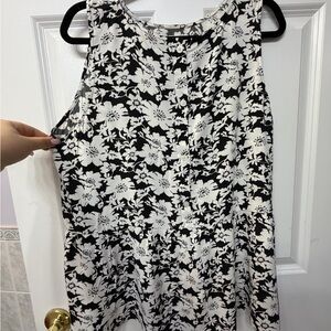 LOFT Monochrome Floral Sleeveless Blouse
